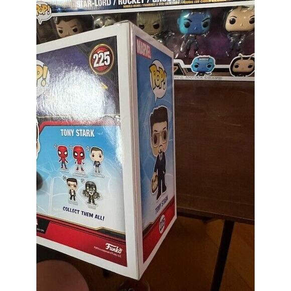 Funko POP! Marvel: Tony Stark #225 SDCC Exclusive - Picture 8 of 8